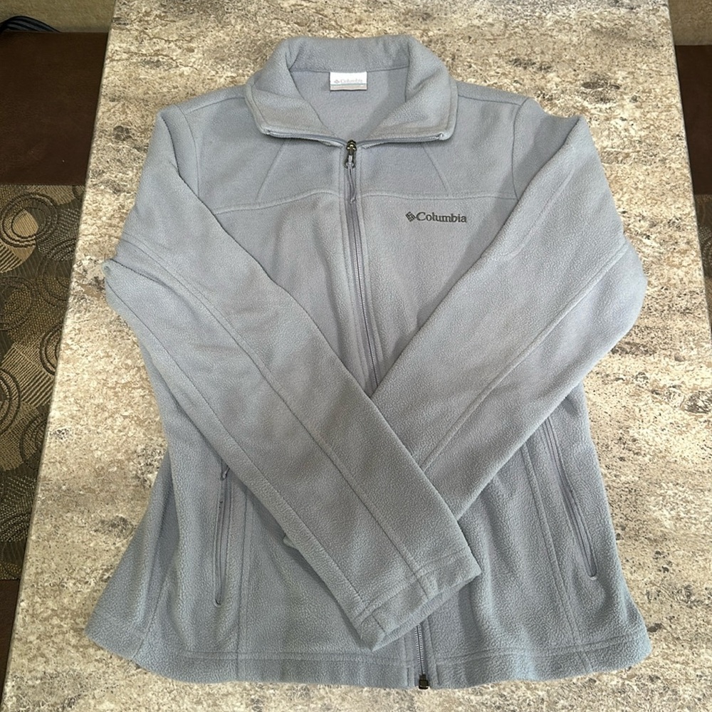 Women’s Medium Fleece Zip Up Gray Colombia Jacket or Sweater